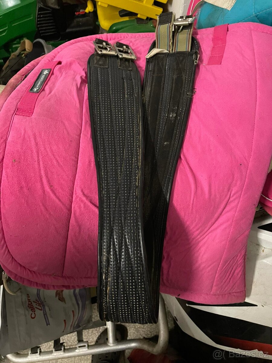 Věci na koně, velikost cob/full, levně