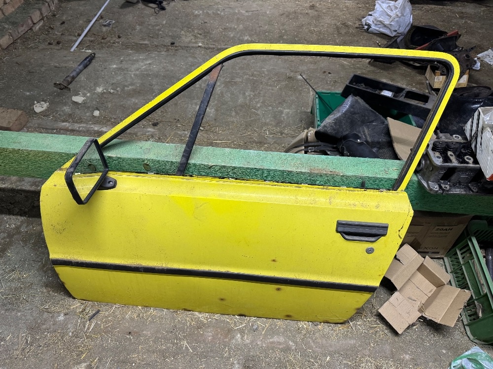 Dveře na škodu garde/rapid 130/135/136