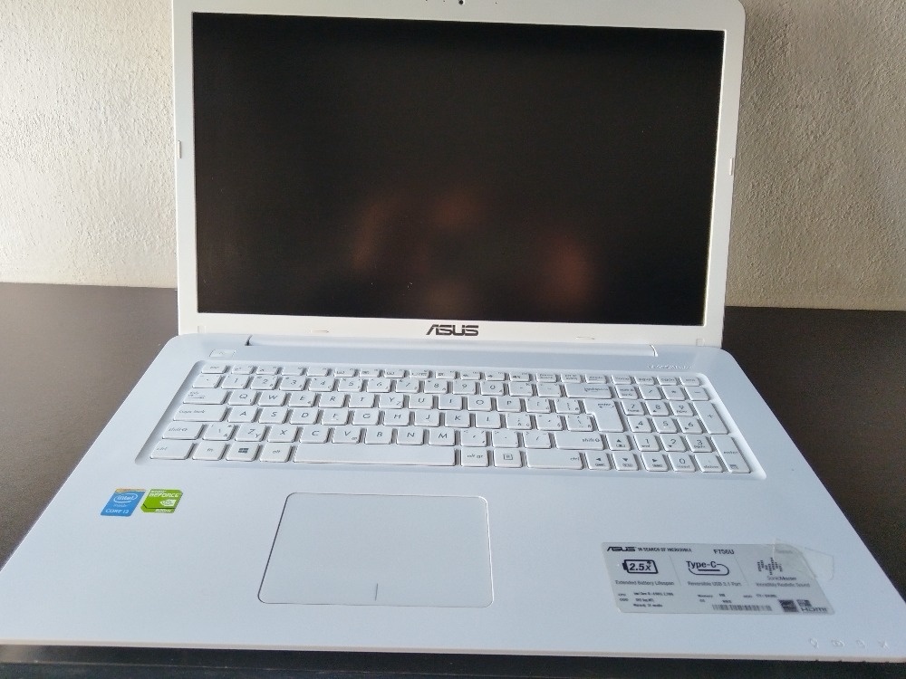 Notebook ASUS F756U