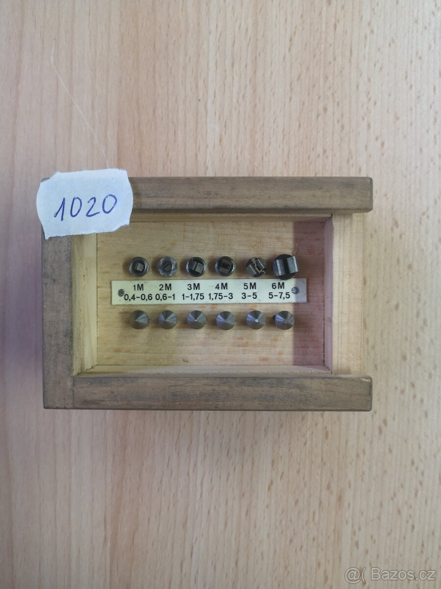 Doteky na mikrometr - měření závitu