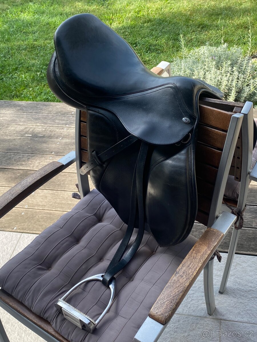 Všestranné sedlo Oberon