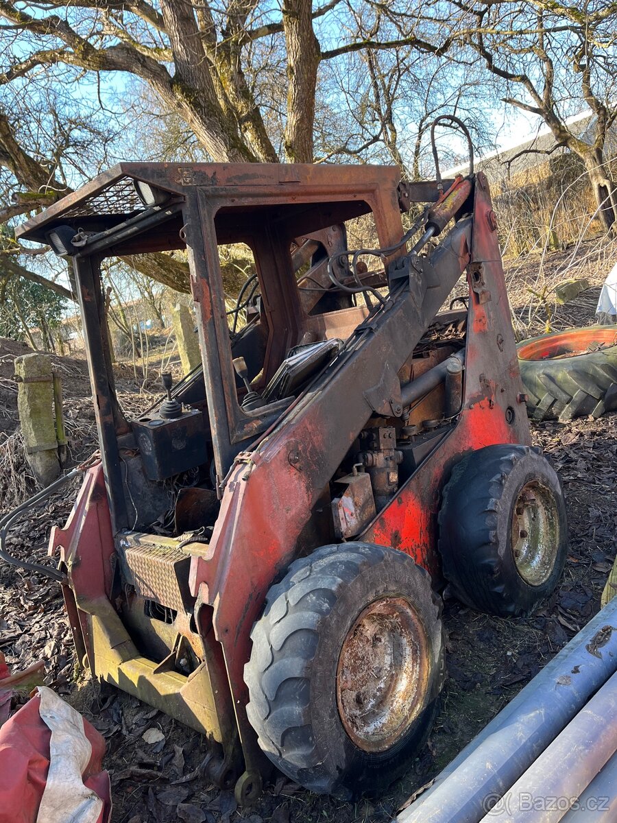 Torzo shořelého UNC 060