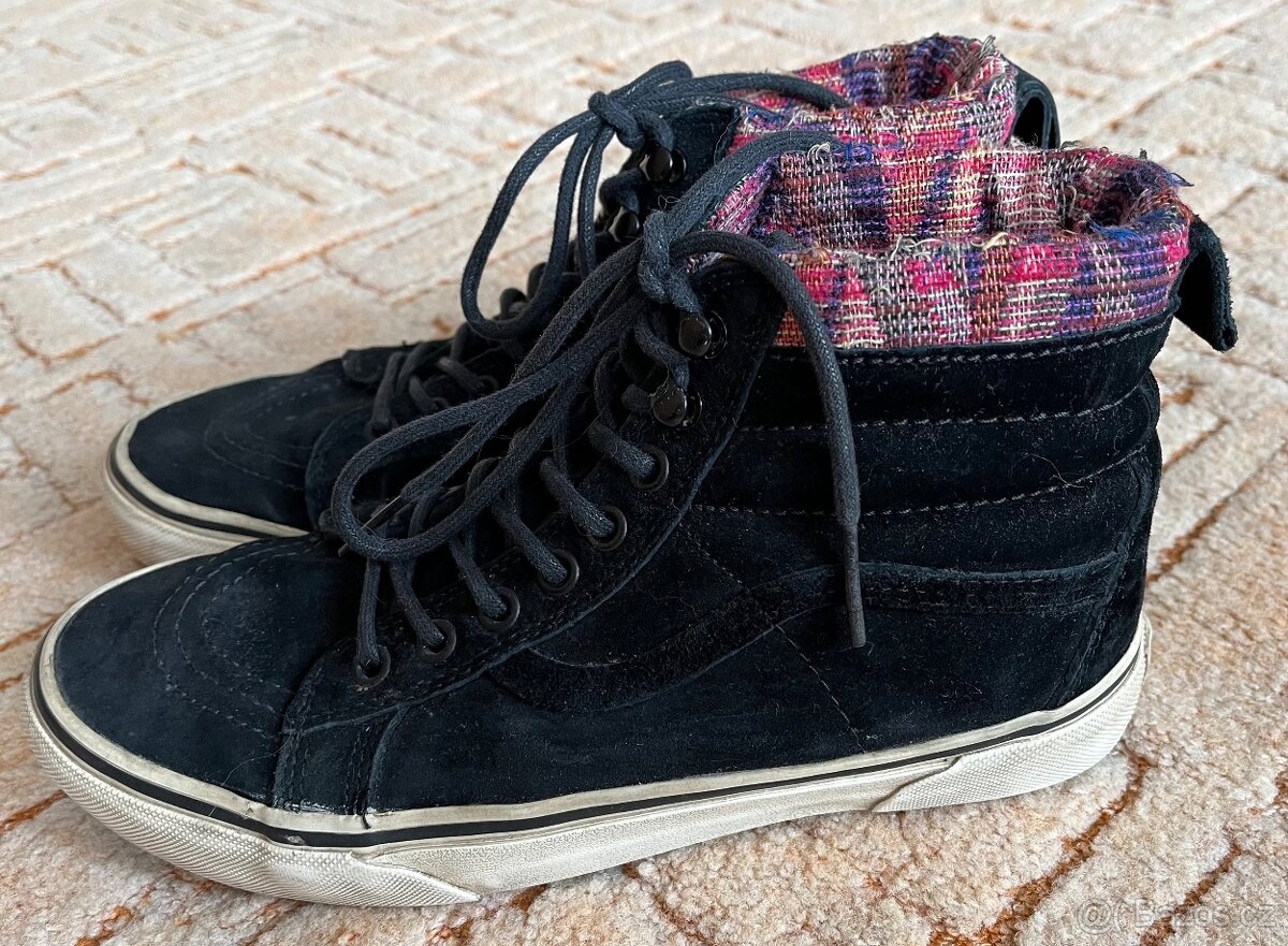Kožené zimní boty Vans vel. 39