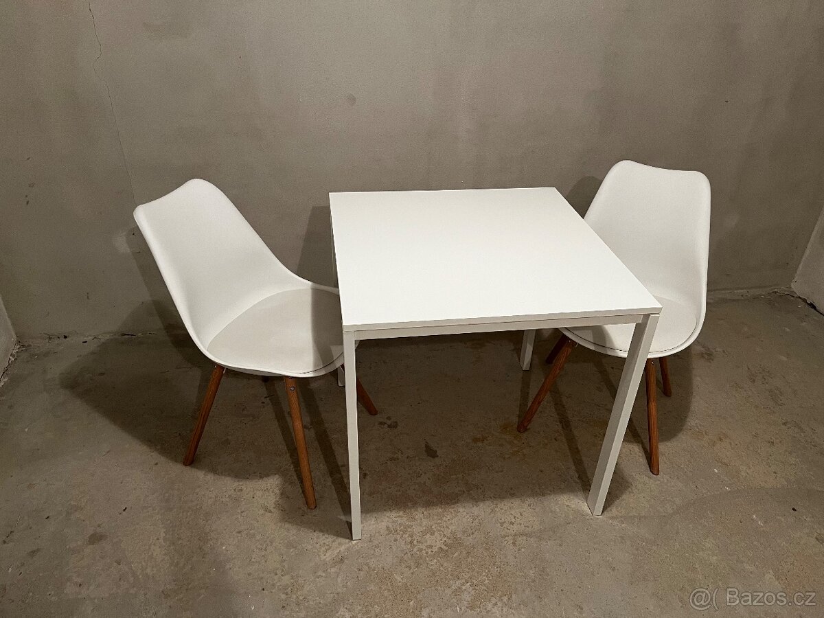 Jídelní set: Stůl IKEA VIHALS + 2 židle KASTRUP (JYSK)