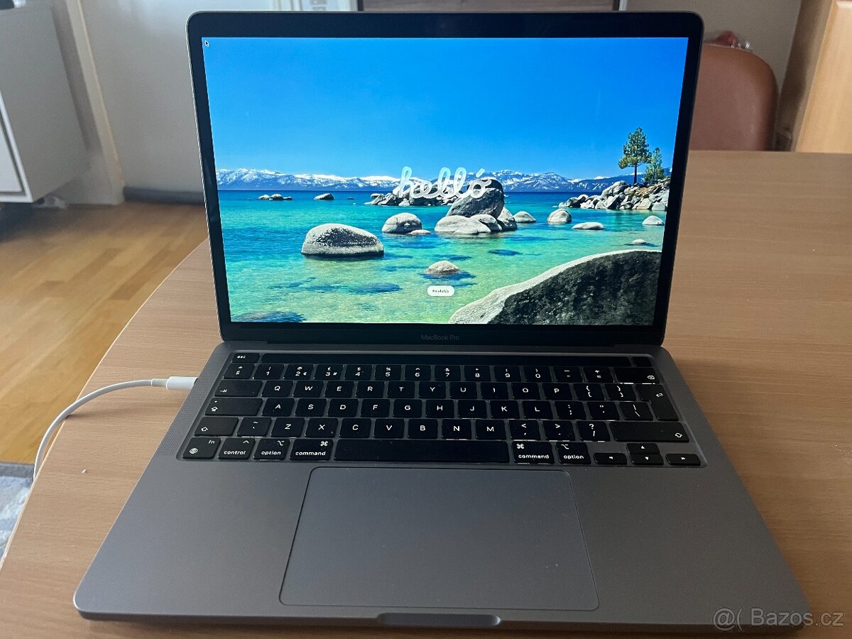 Macbook Pro, M1 + nabíječka