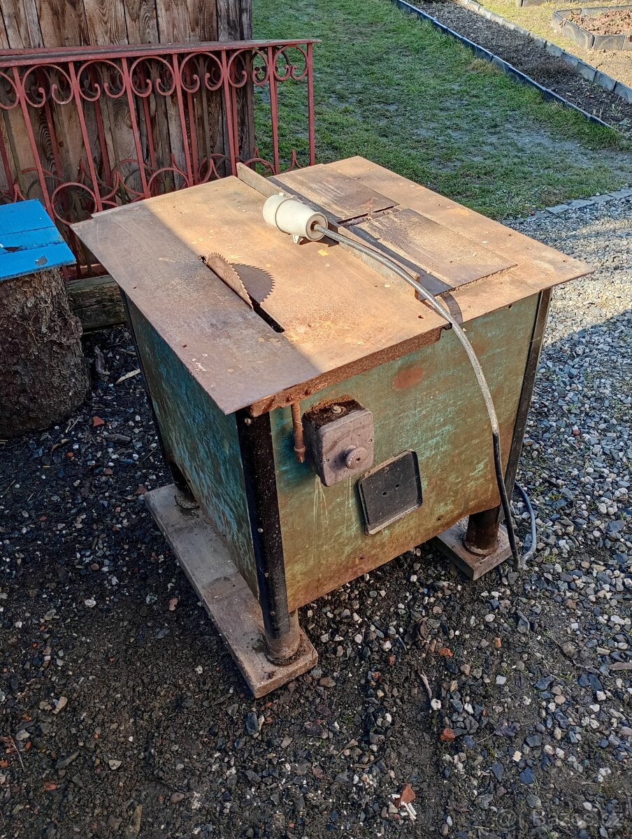 Kotoučová pila s hoblovkou