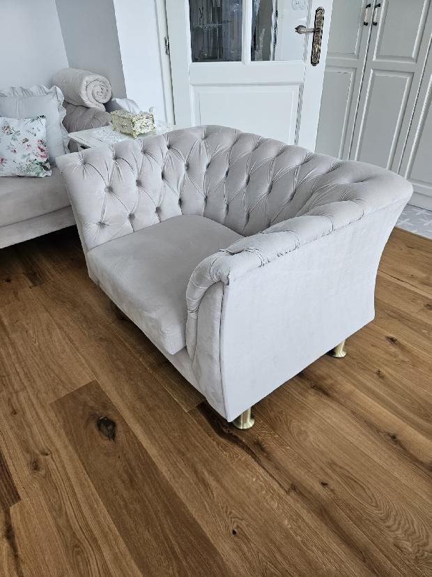 křeslo Chesterfield