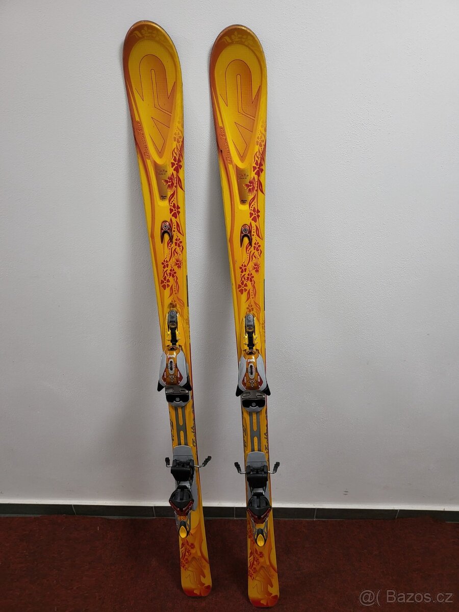 lyže K2 Burnin LUV 160cm, dámské
