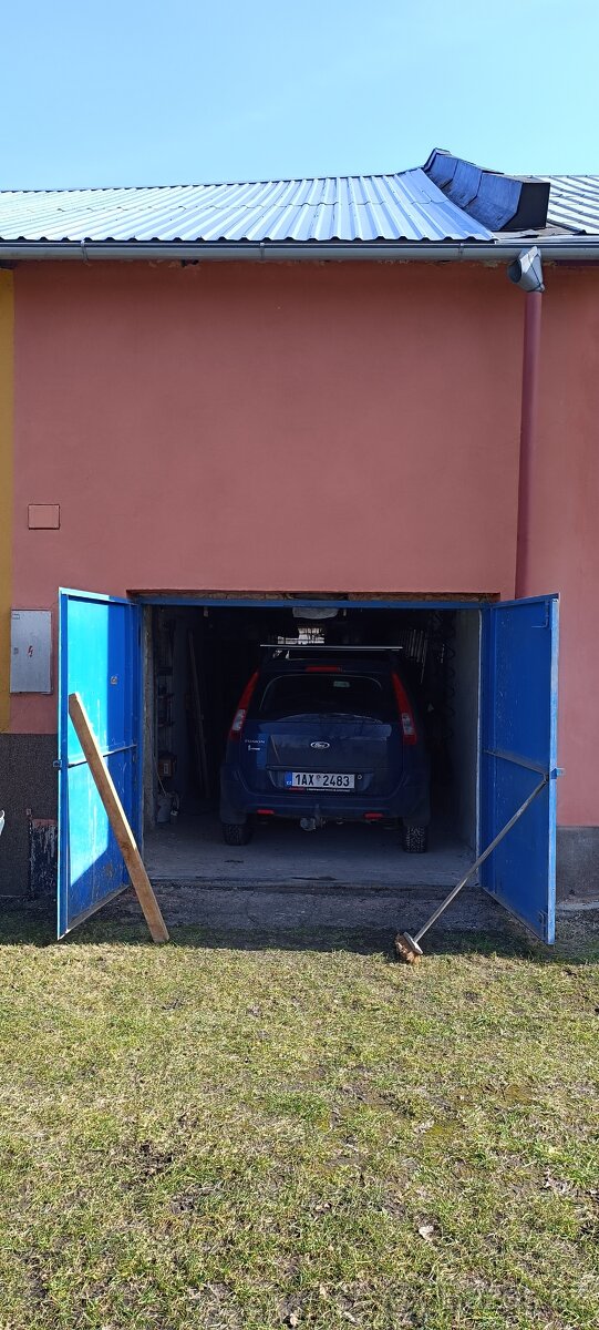 Garáž v Ostravě Hrabové
