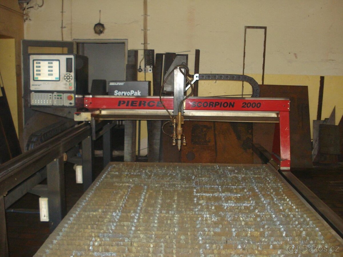 Plazmový řezací stroj Pierce Scorpion 2000 (6144)