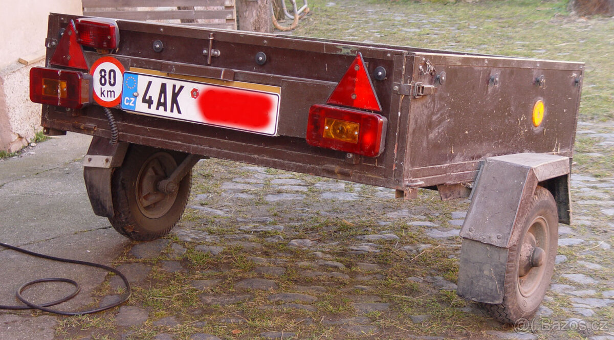 přívěsný vozík za auto - sport jacht PS 400A