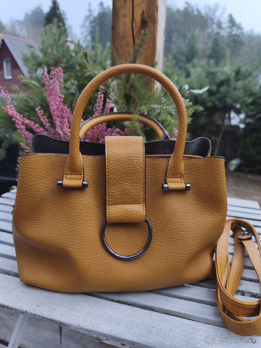 Dámská kabelka