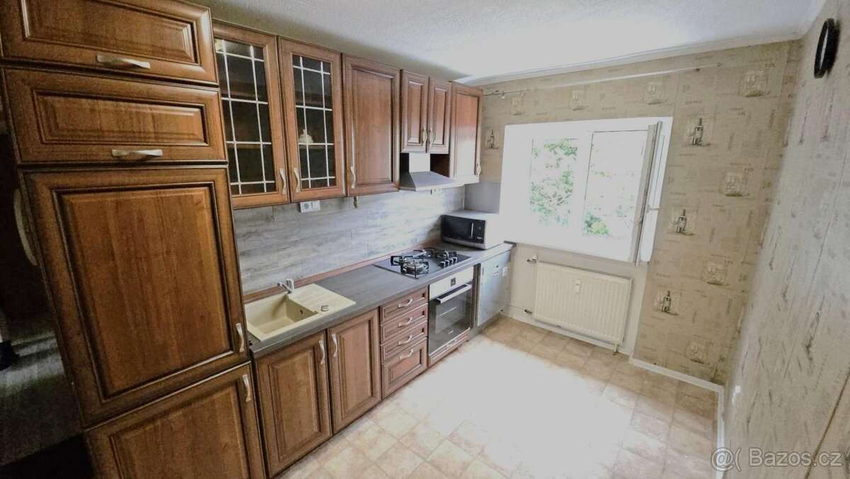 Pronájem bytu 2+1, Antonína Dvořáka 2214/2, Most
