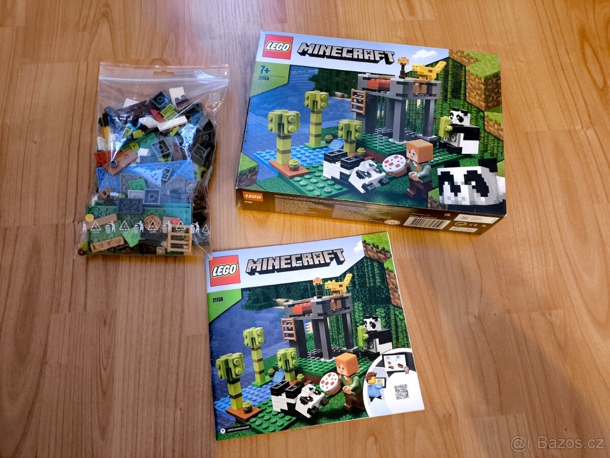 LEGO Minecraft Pandí školka 21158 použitý