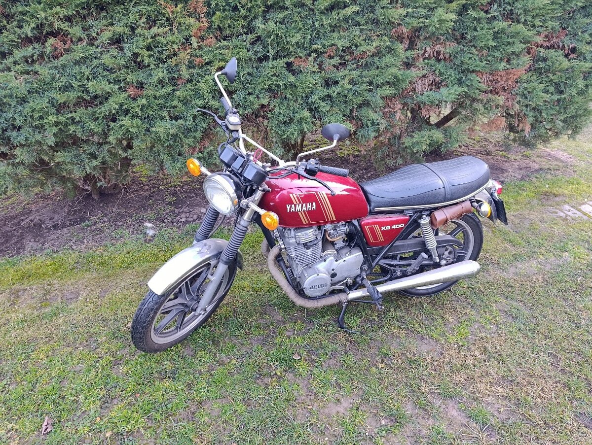 Yamaha XS400