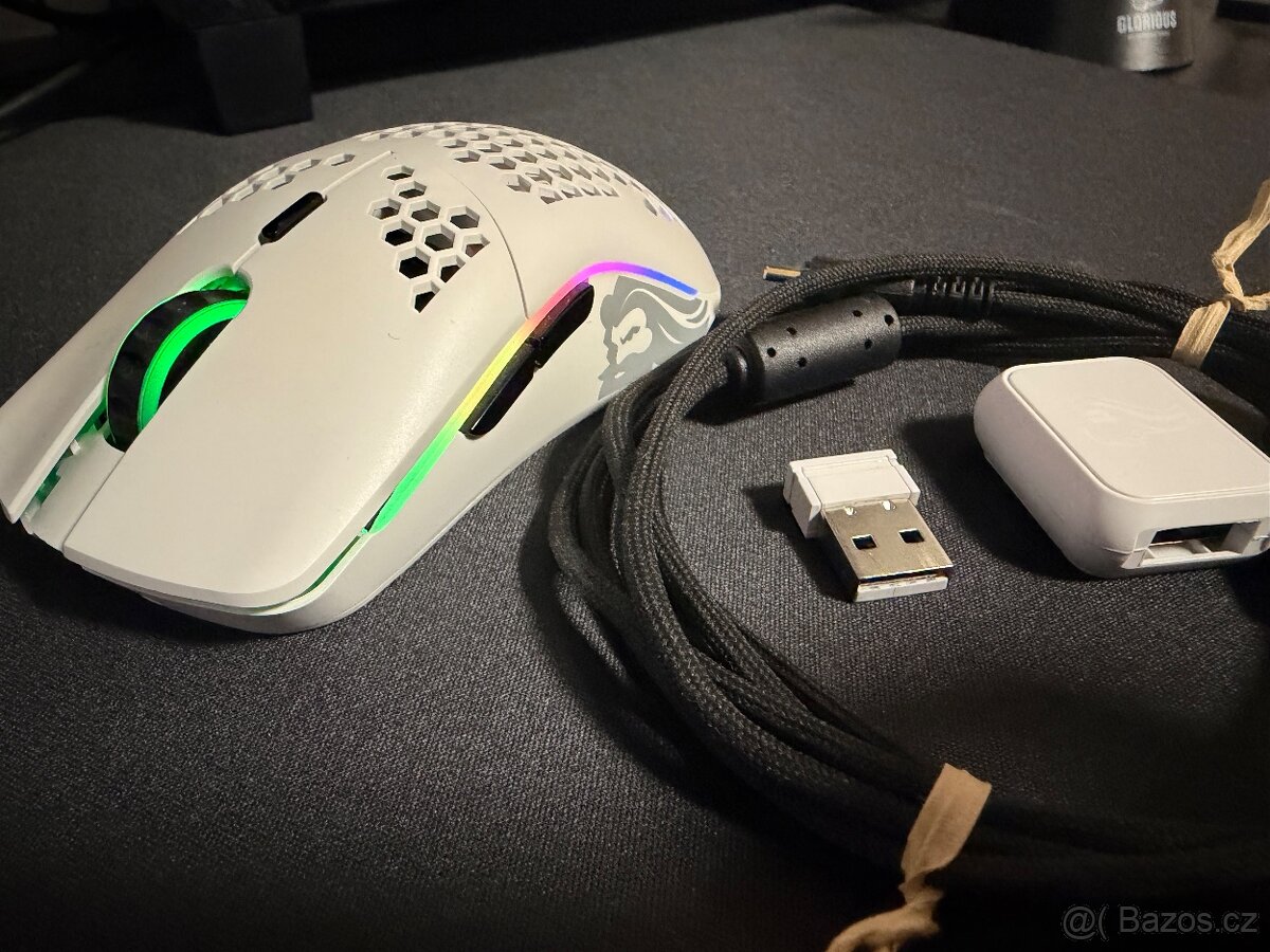 Herní bezdrátová myš Glorious Model O