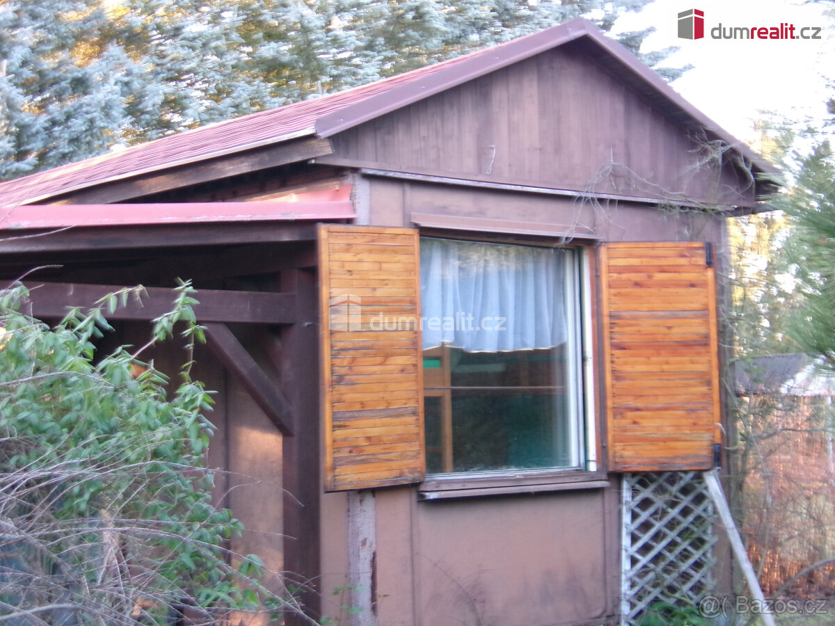 Prodej částečně stavebního pozemku cca 995 m2 - Horní Rokytá