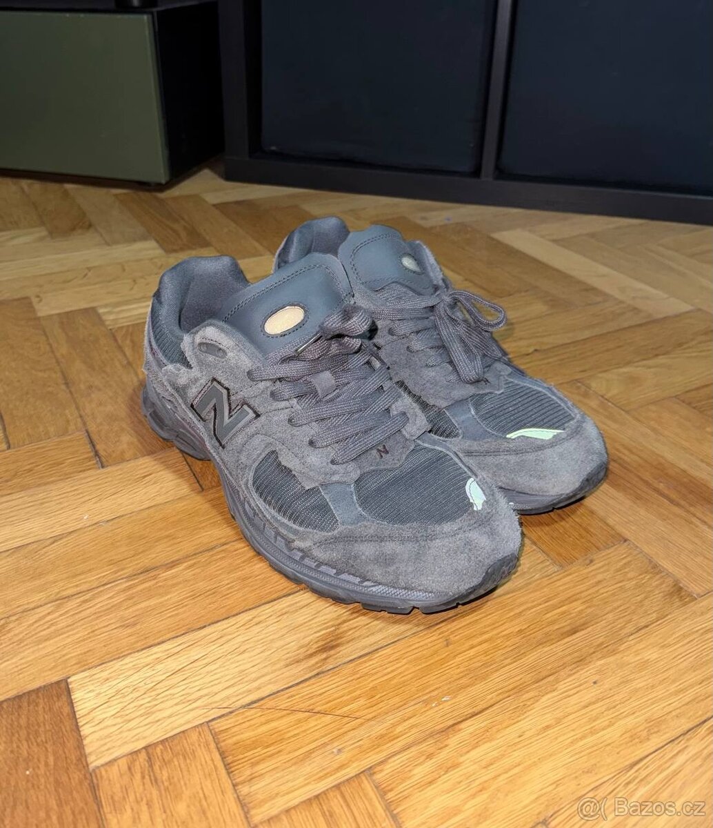 New Balance 2002R Protection Pack