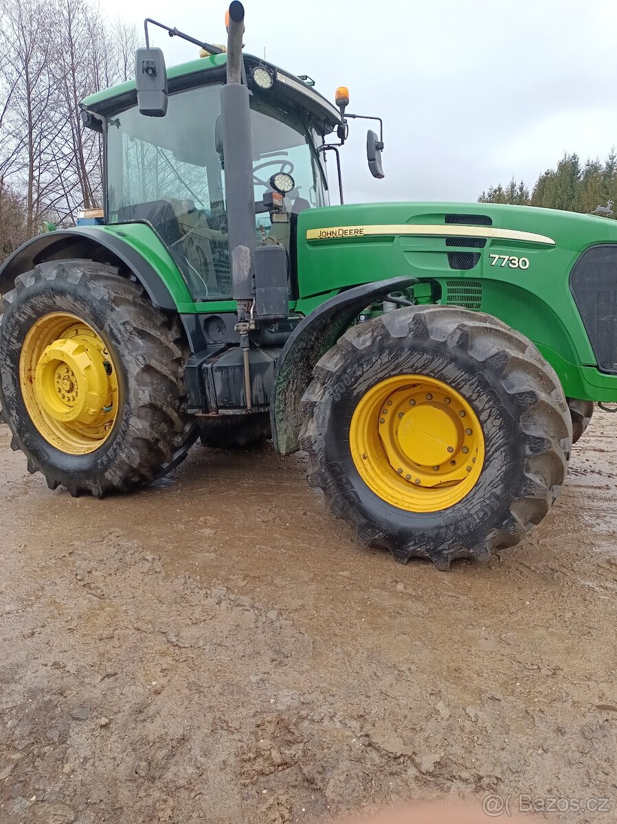 John Deere 7730