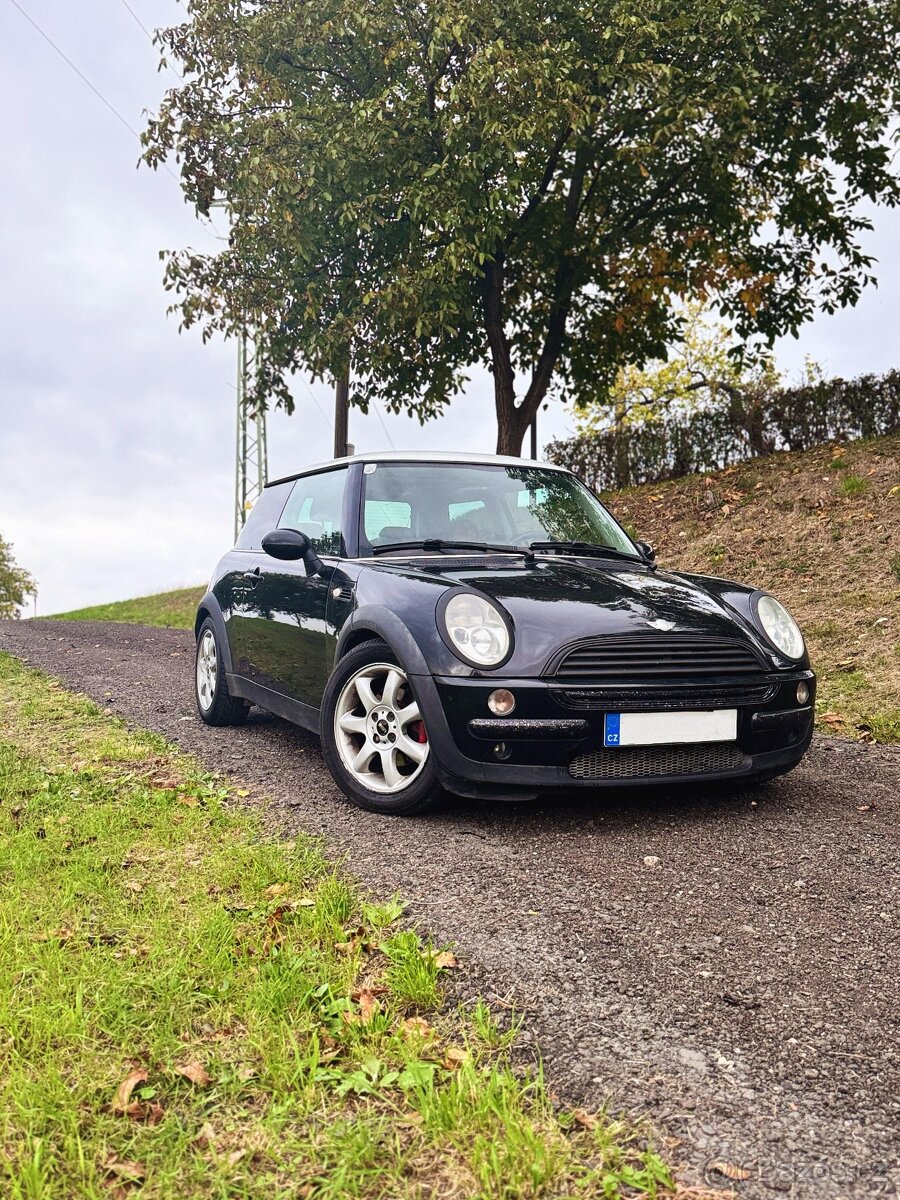 Mini Cooper 85kW, audio, panorama, tampomat, liťáky, 2din,..