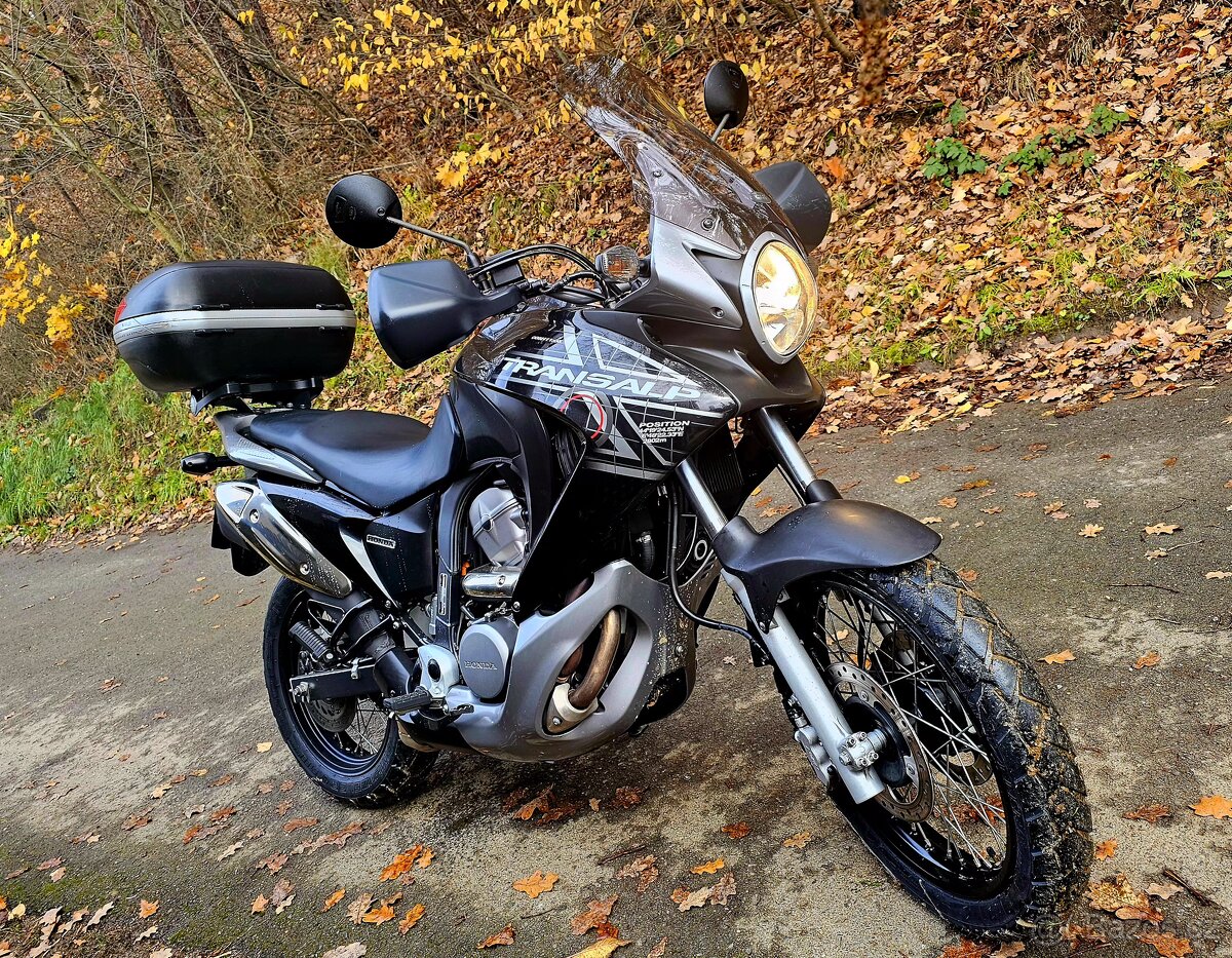 Honda Transalp 700VA r.v.2011