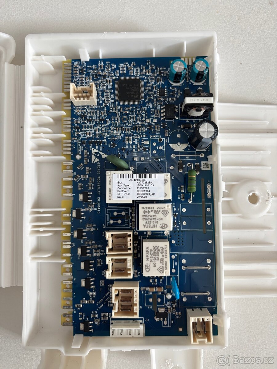 Řídící jednotka (PCB) pračky AEG L8WBE68SIC