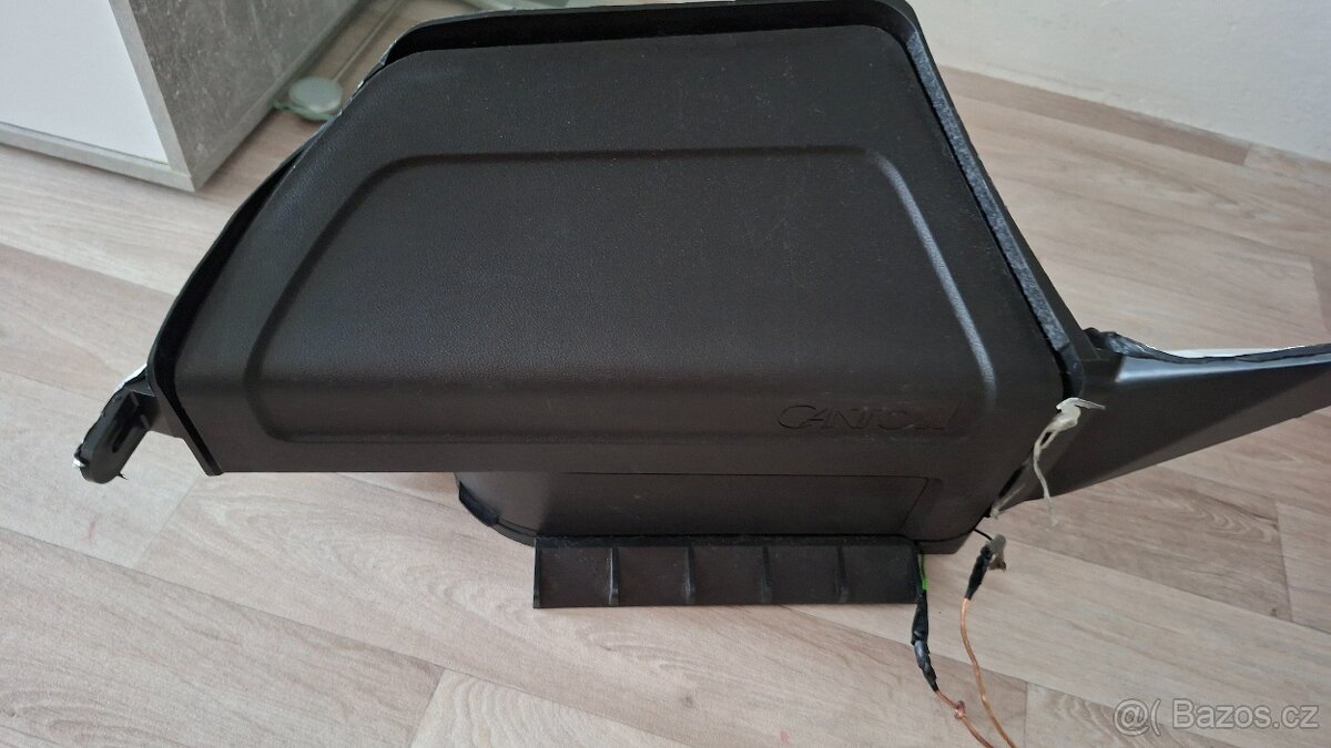 Subwoofer CANTON Škoda Octavia III kombik