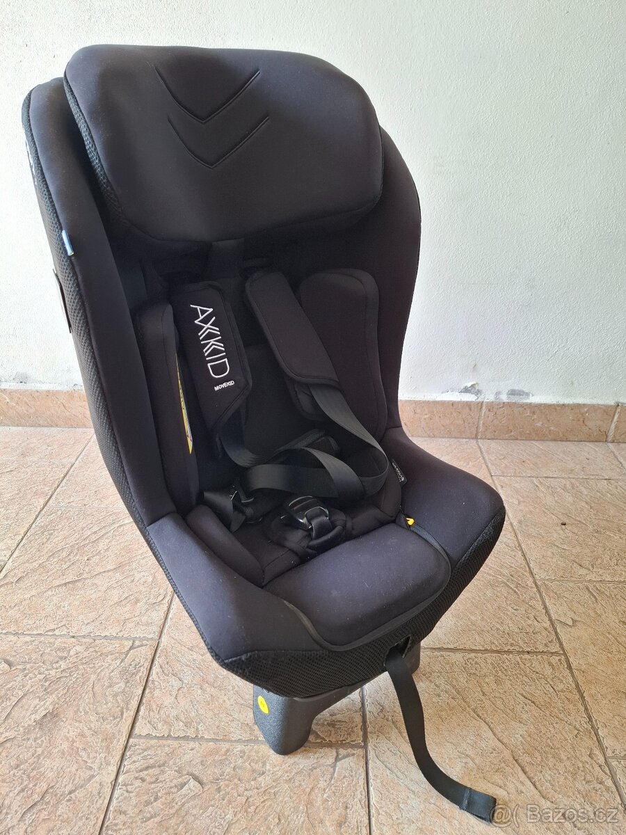 Autosedačka Axkid MoveKid skvělý stav