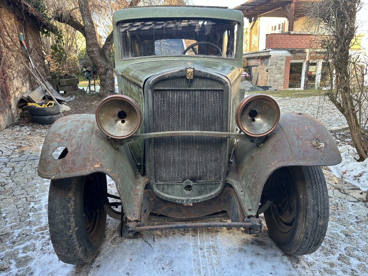 Praga Piccolo P21