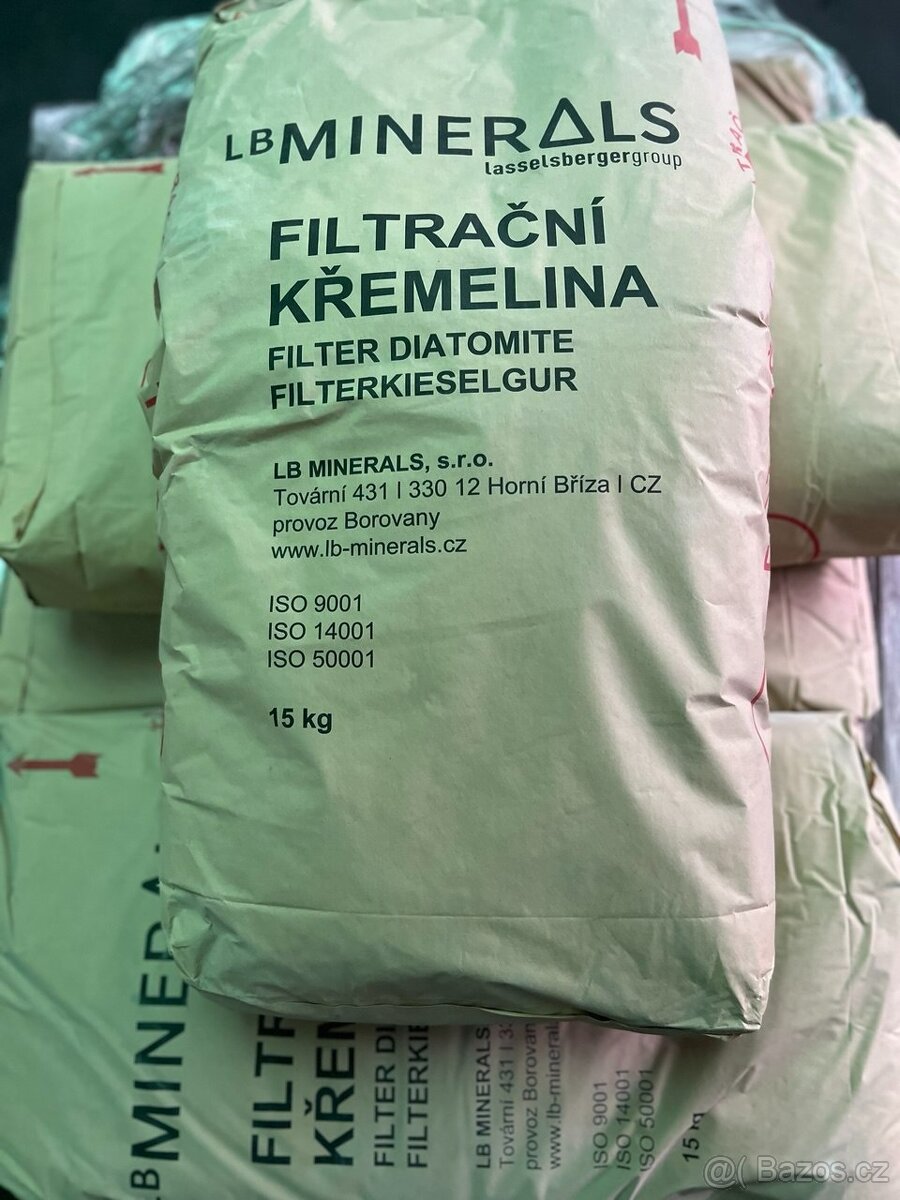 Filtrační křemelina