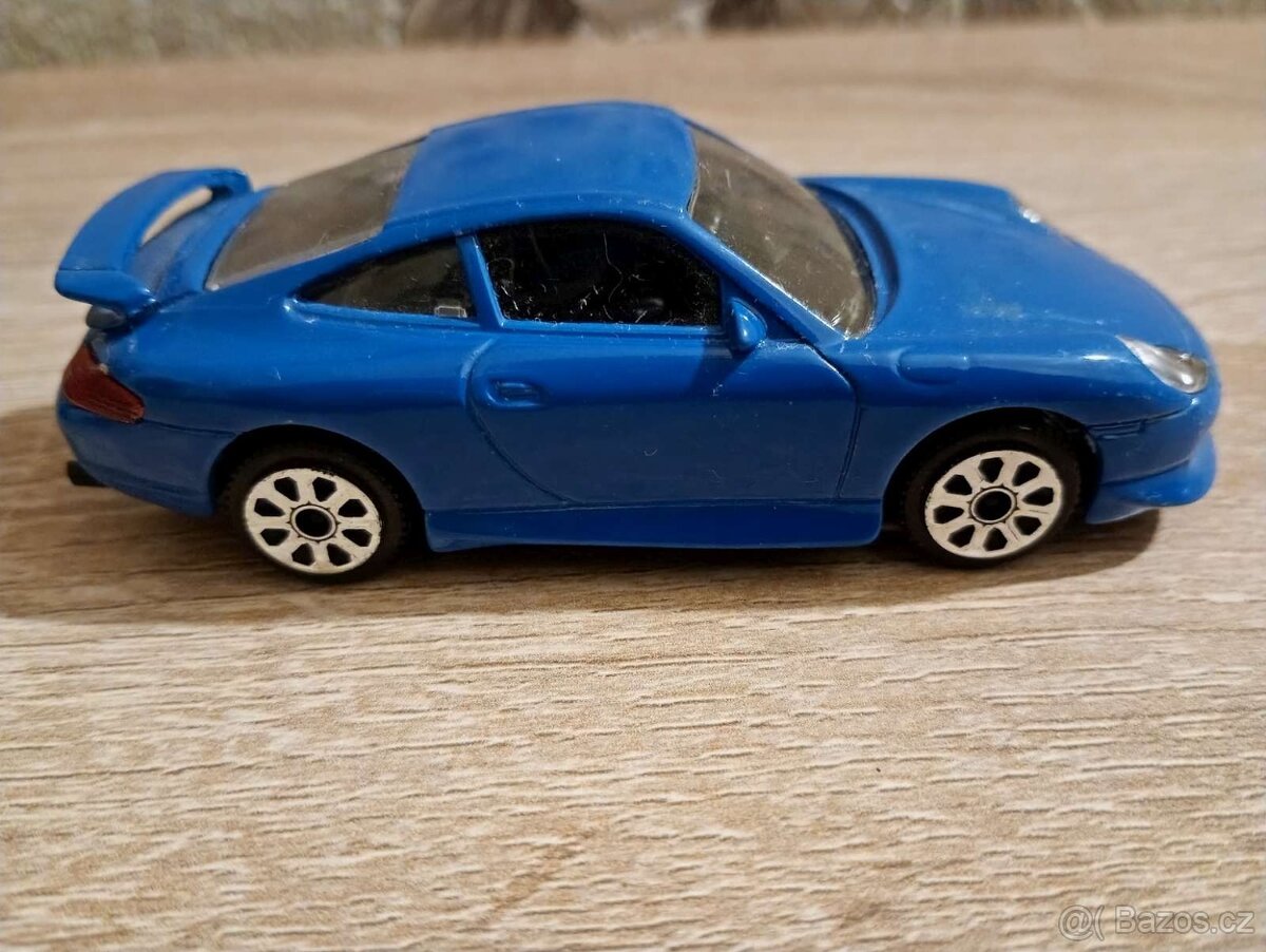 Burago Porsche 911 Carerra