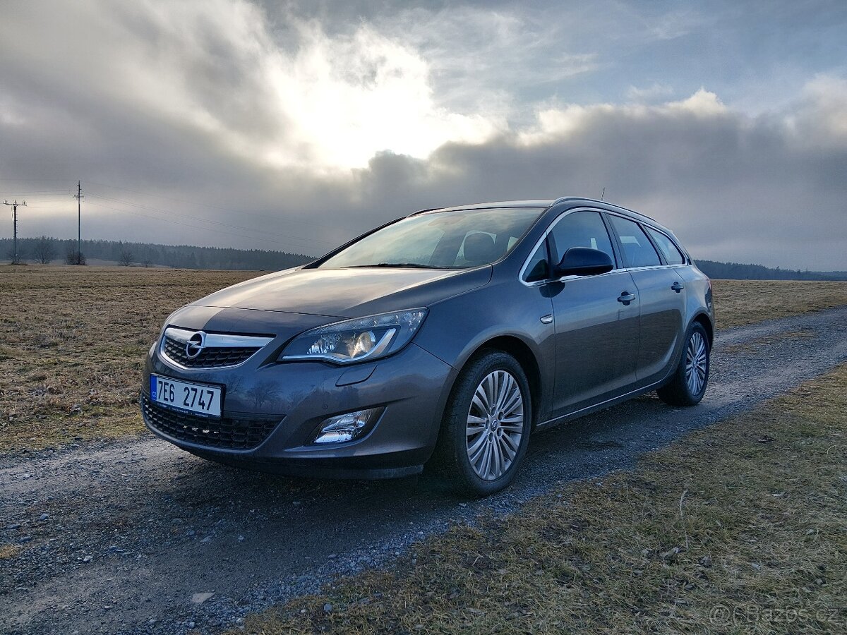 Opel Astra J Sport Tourer