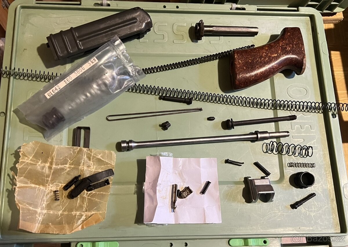 Konvolut SA58 Gazela 858 Tactical atd.