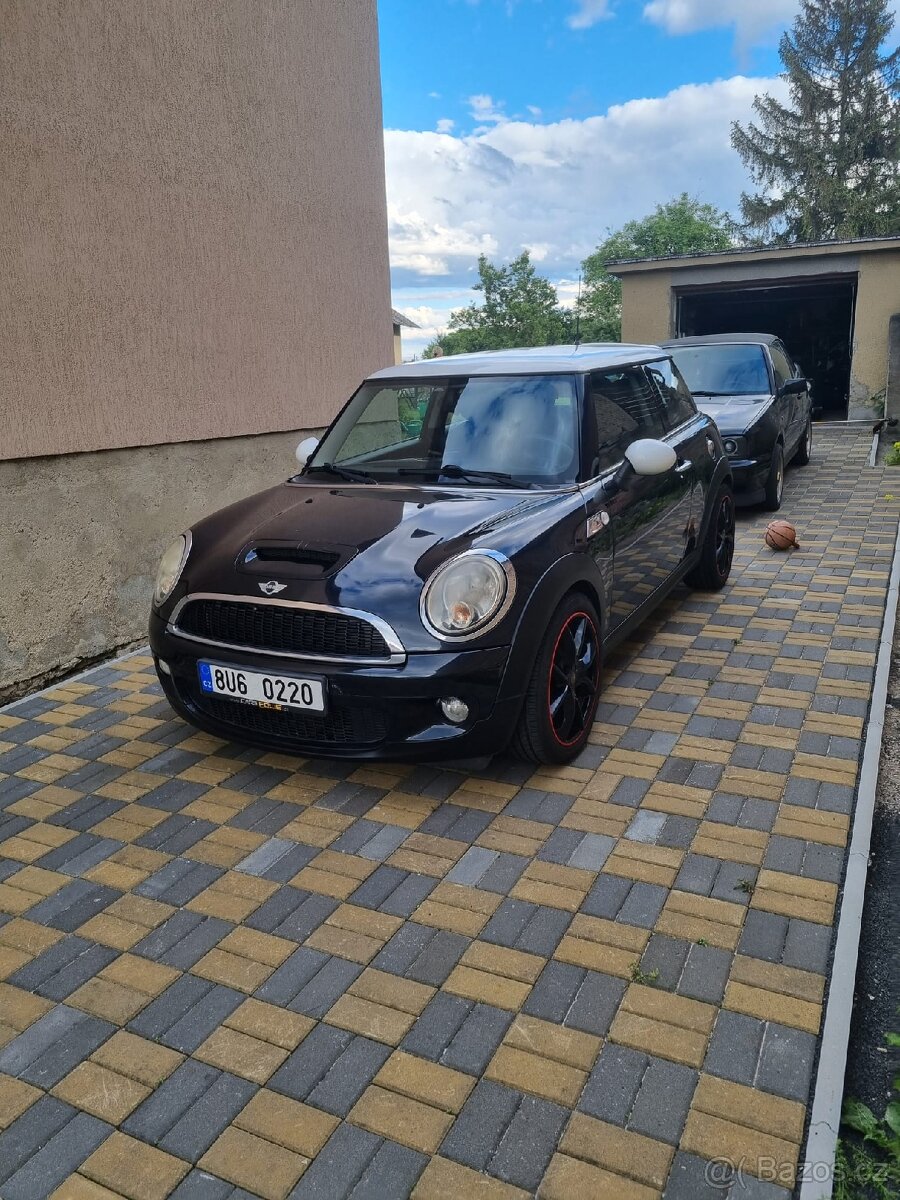 MINI Cooper S 1.6 Turbo 128 kW | Manuál | 2007