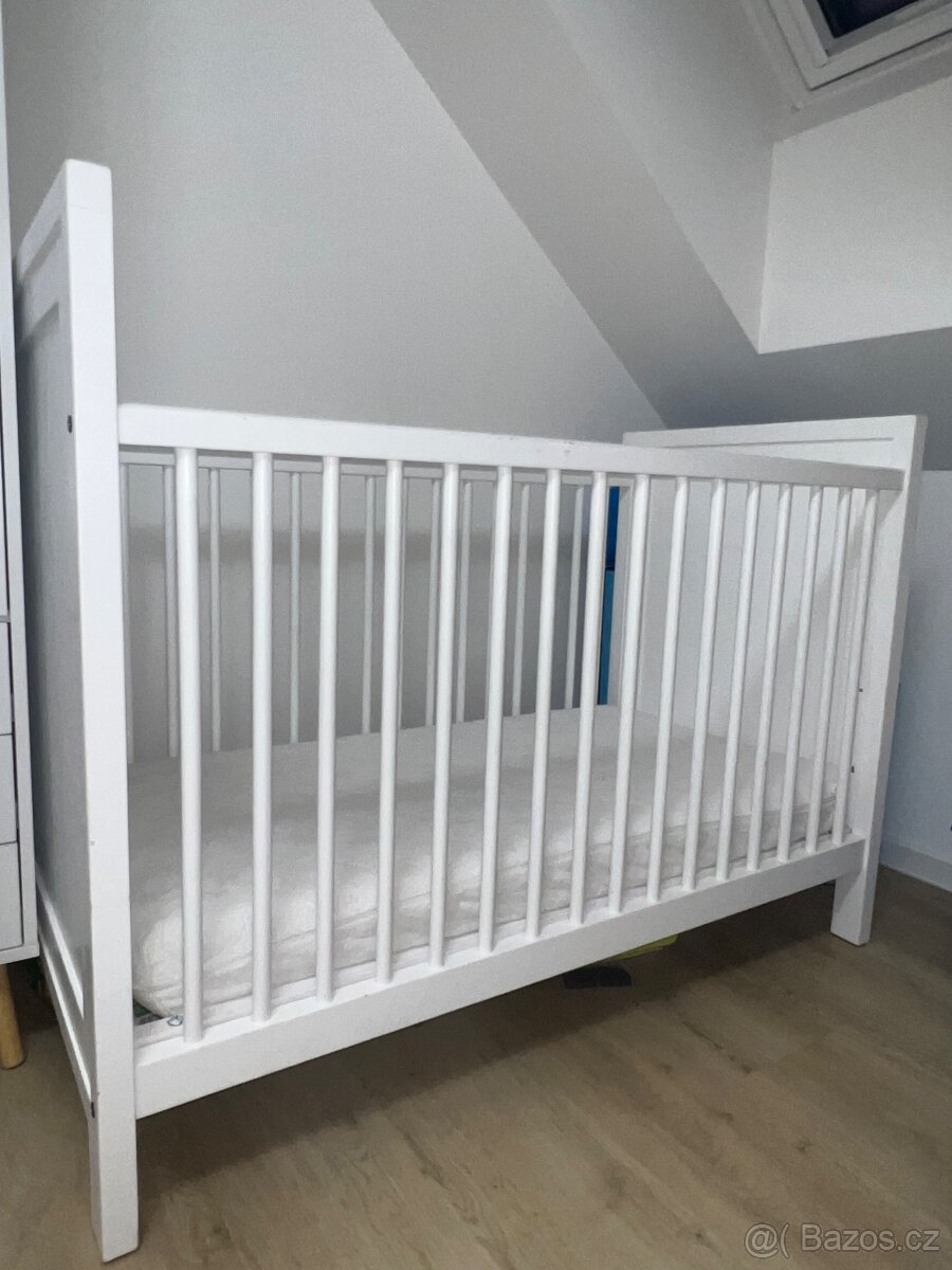 Dětská postýlka + ostatní