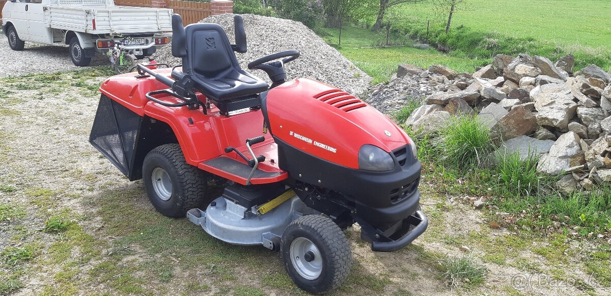 zahradní traktor Wisconsin