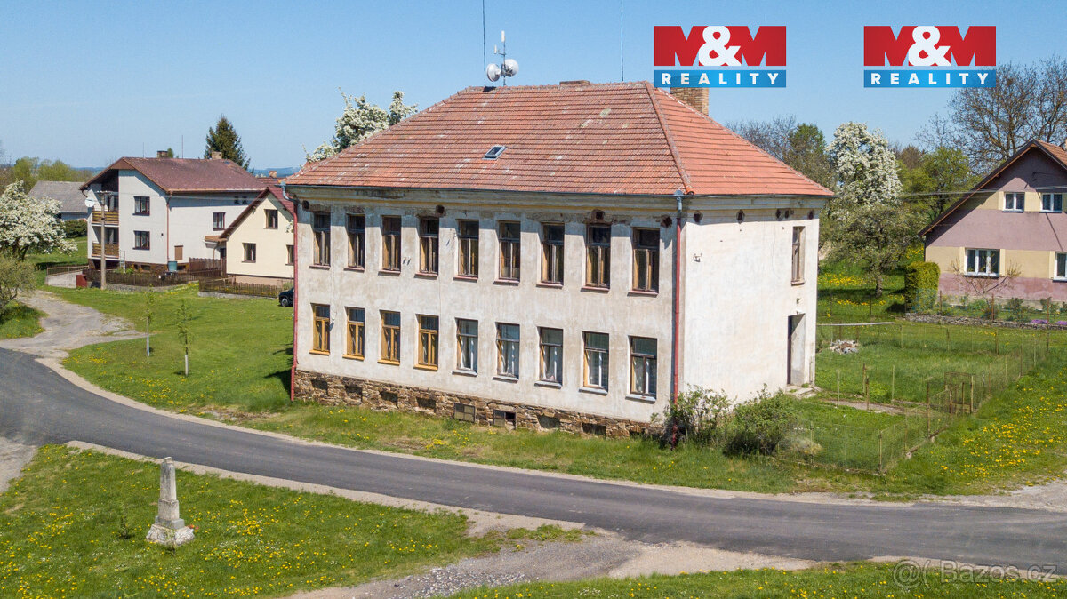 Prodej rodinného domu, 440 m², Obrataň