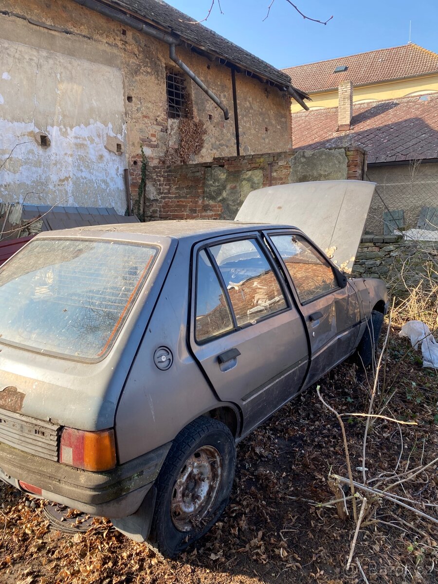 peugeot 205