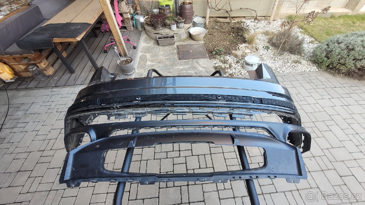 Zadní nárazník audi q8/sq8