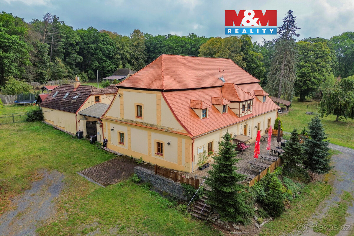 Prodej chalupy, 689 m², Žihle