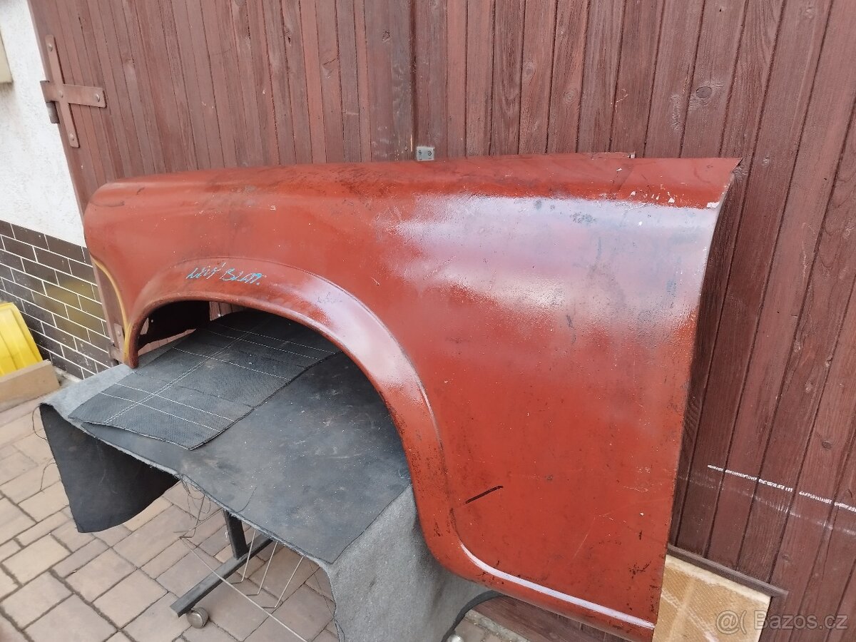 ŠKODA 1202 STW BLATNÍK + PODBĚHY