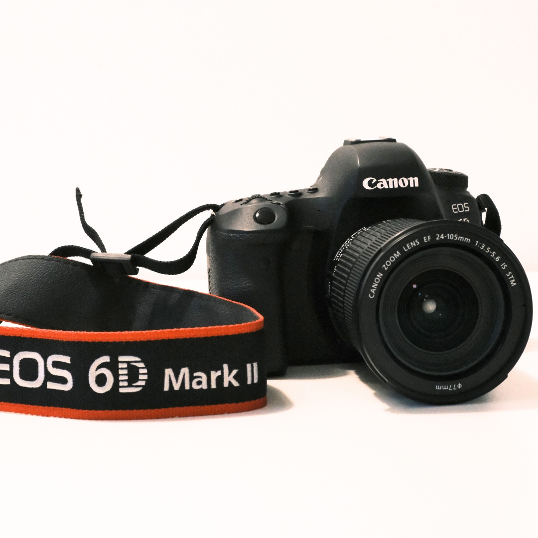 Canon EOS 6D Mark II + objektiv 24–105 mm + příslušenství