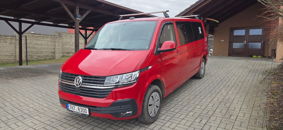 Volkswagen Transporter 6.1 150k long 8-míst