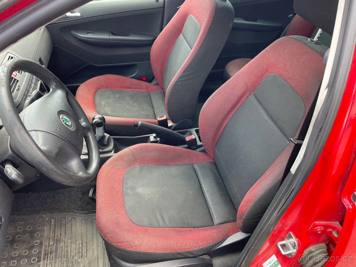 Sada sedadel Škoda Fabia 1 červené