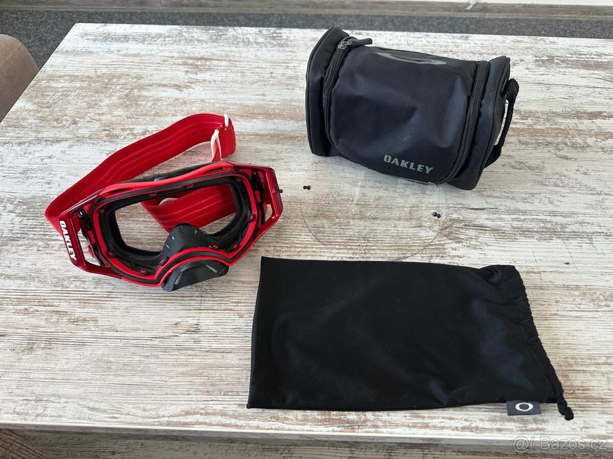 Oakley Airbrake MX Goggles