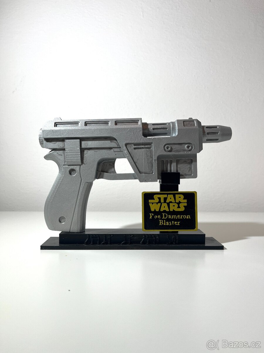 Replika blasteru Poe Damerona (Star Wars)