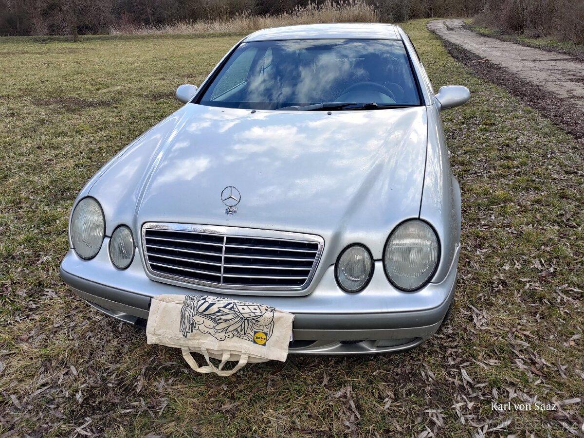 Mercedes Benz clk w208