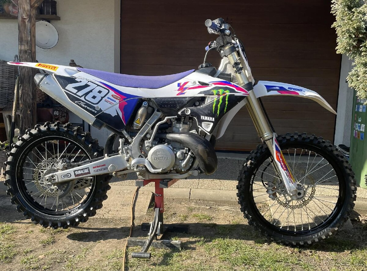 Yamaha YZ 250
