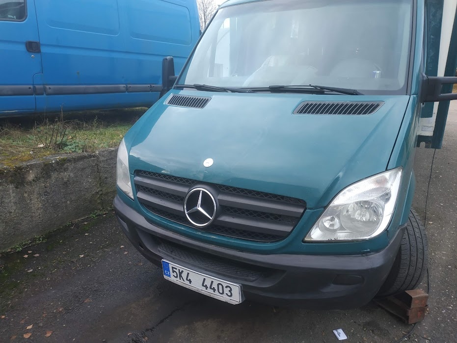 MERCEDES -BENZ , SPRINTER . 319 CDL/L FG . 2013