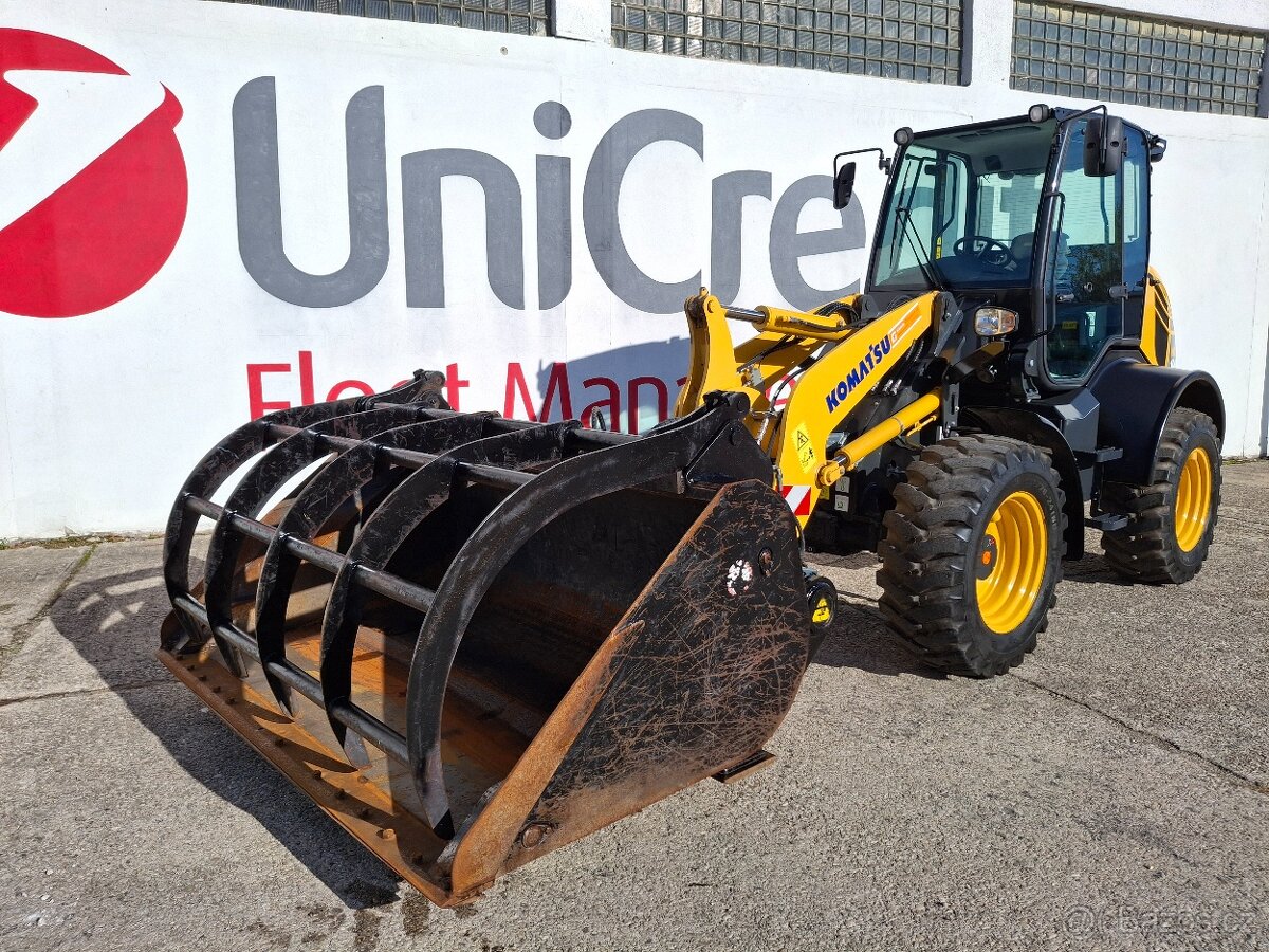 Nakladač Komatsu WA100M-8